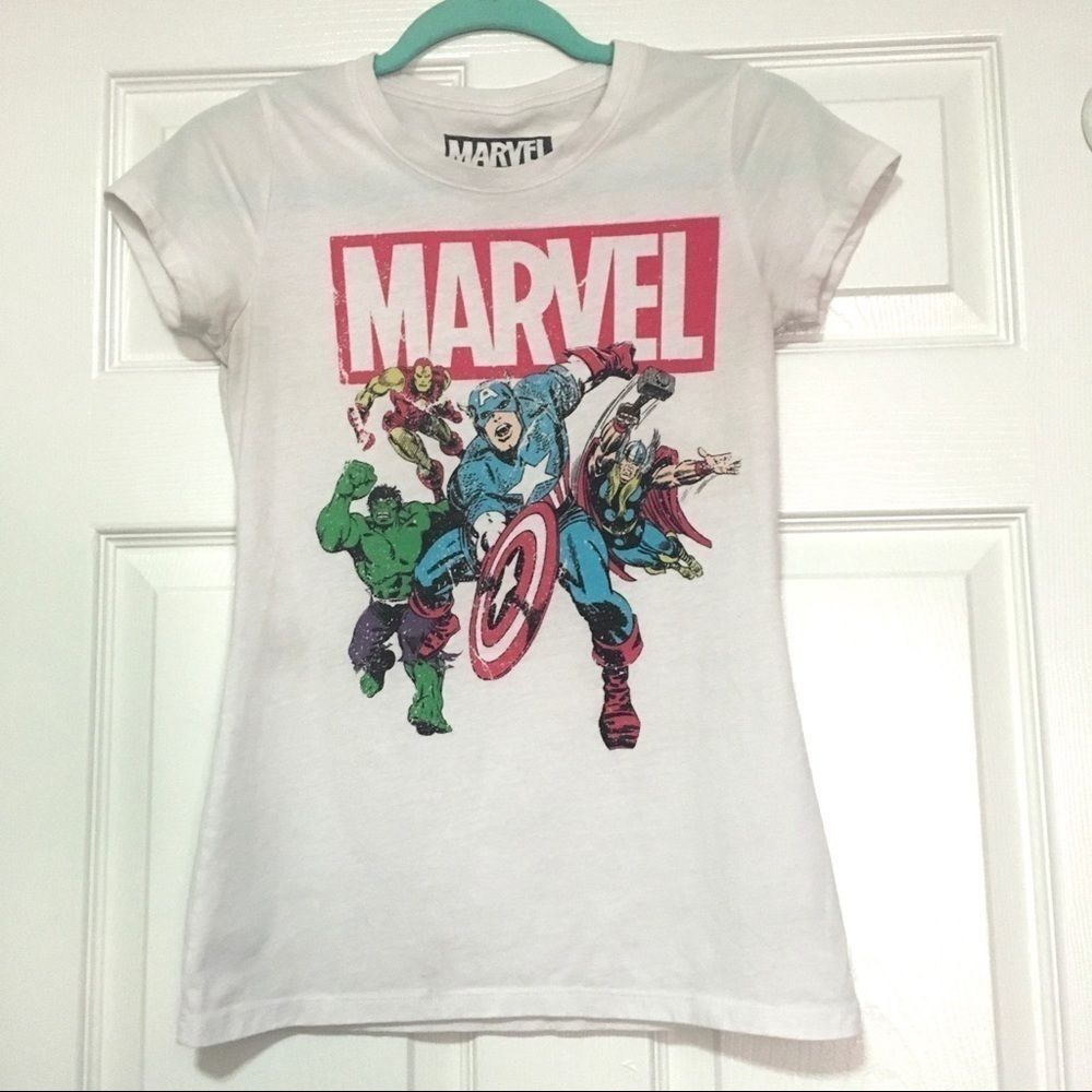 Marvel Avengers Captain America Graphic Tee Shirt Top White Womens sz Small